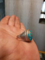 انگشتر مردانه فیروزه نیشابور رکاب تاج برنجی کد 115 - Image 4