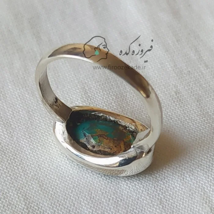 پشت نگین انگشتر